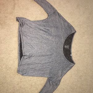 Long sleeve grey top